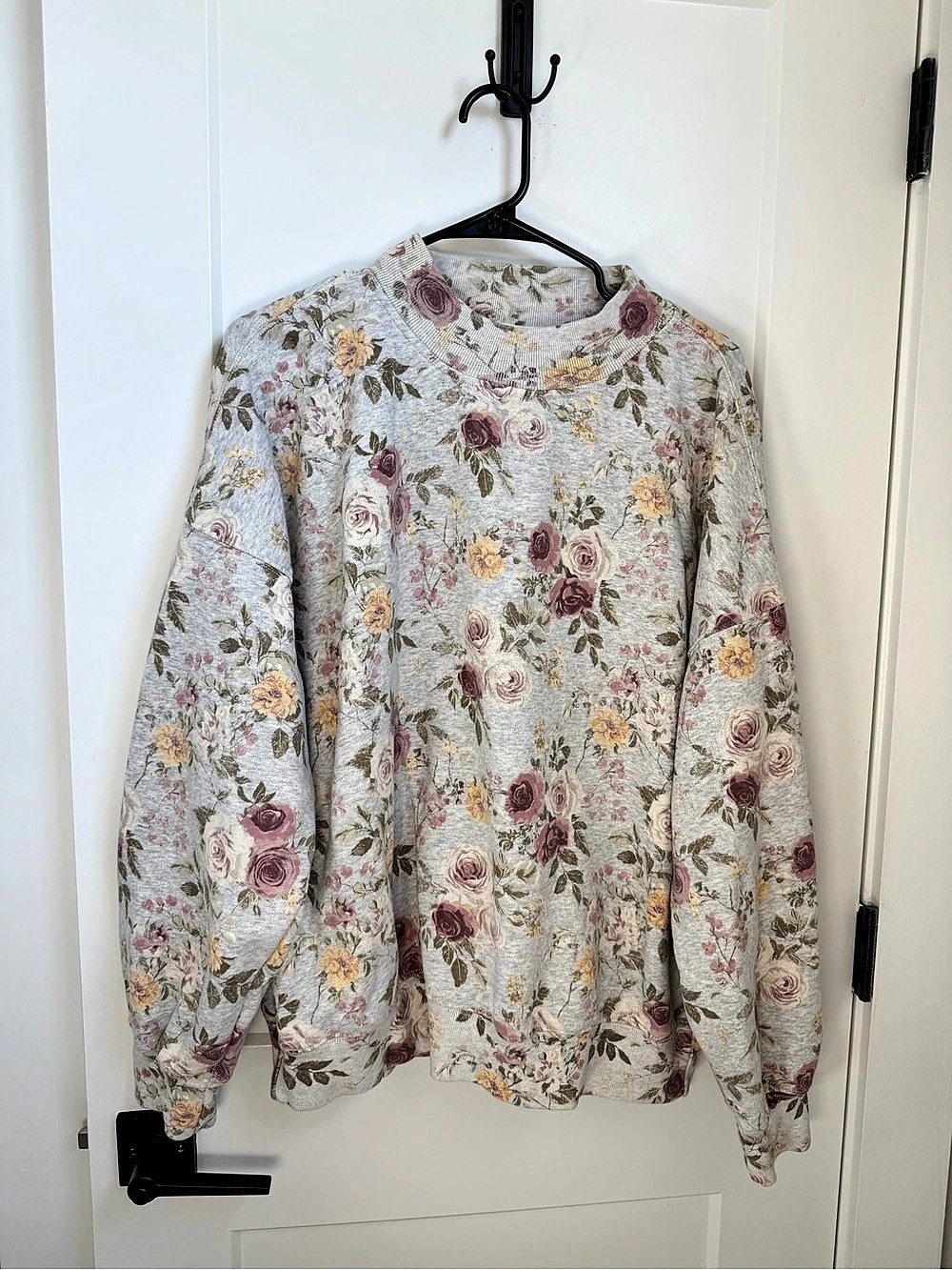 Abercrombie & Fitch Sunday Floral Mockneck Sweatshirt